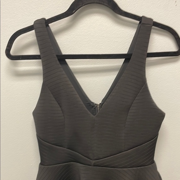 POCKETS!! Fresh Soul Elegant Black Sleeveless Fit & Flare Dress. Size 6. - Picture 2 of 7